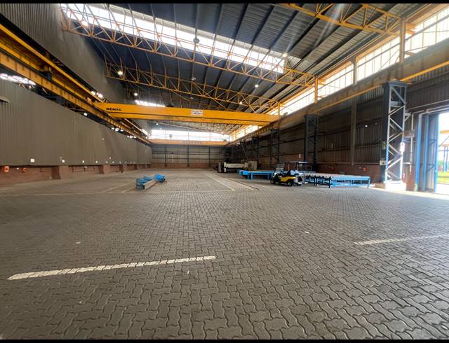 5,999M² FACTORY TO LET IN ROODEKOP